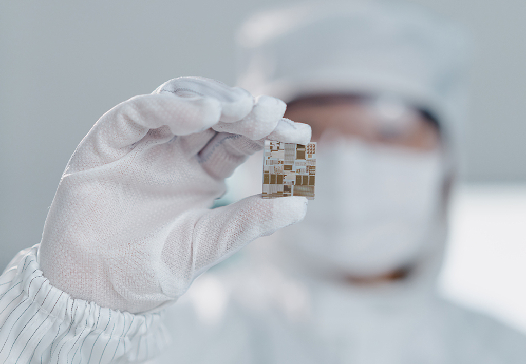 HOW ARE SEMICONDUCTORS TRANSFORMING THE SUSTAINABLE ENERGY? LET’S EXPLORE!